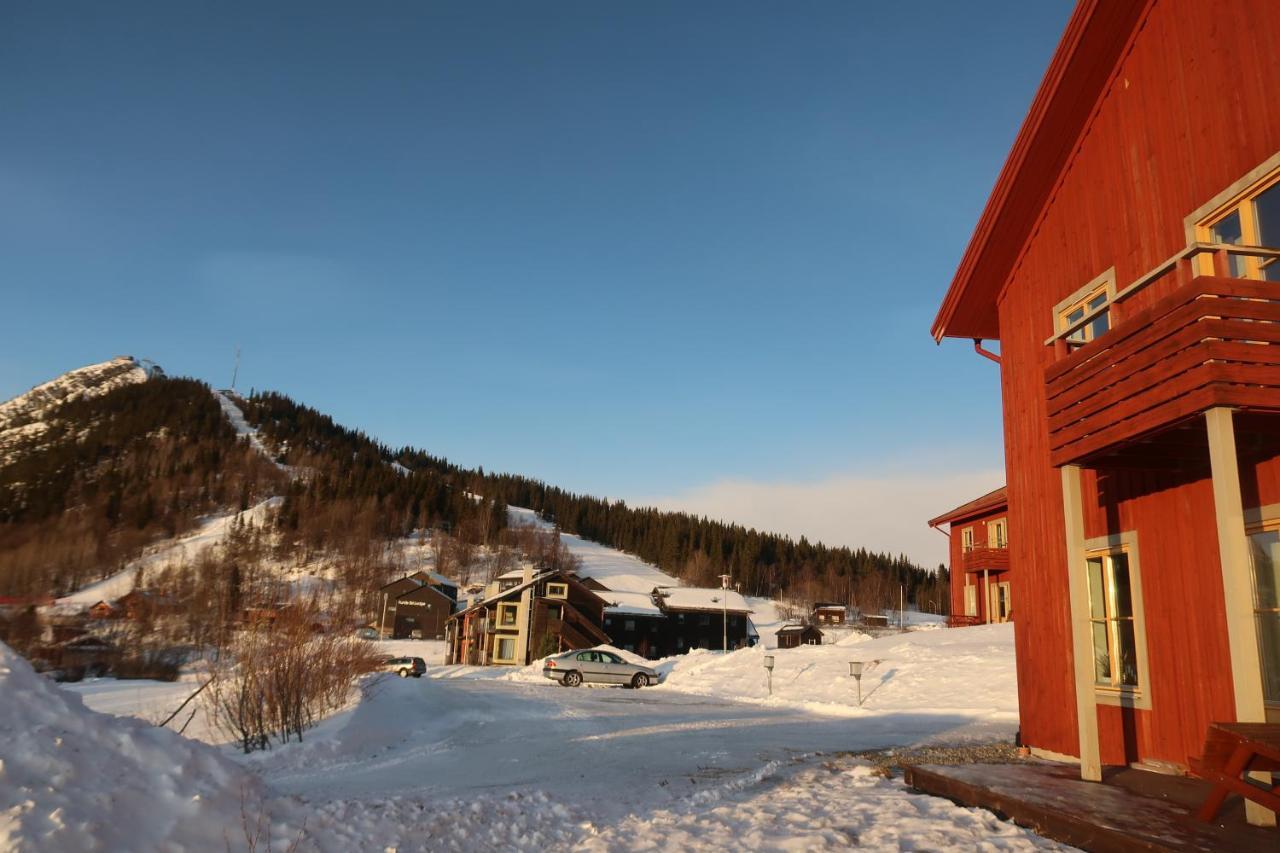 Funaesdalsporten Roeda Husen Funaesdalen Eksteriør billede